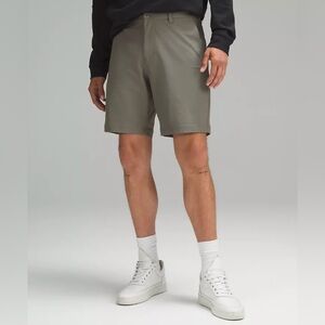 EUC Worn twice! lululemon Commission Classic-Fit Short 9" Warpstreme
